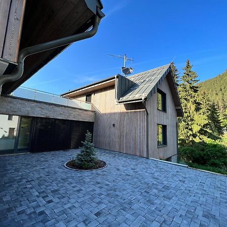 Budinski Apartmany & Wellness Липтовски-Микулаш Экстерьер фото
