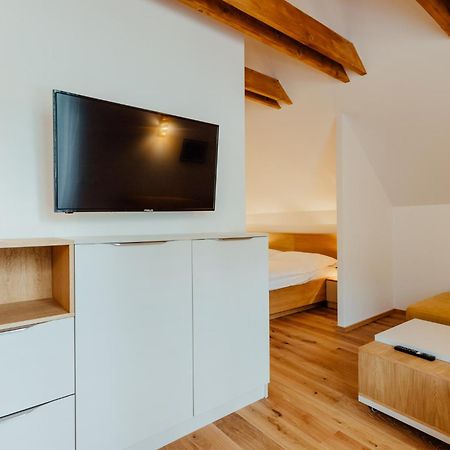 Budinski Apartmany & Wellness Липтовски-Микулаш Экстерьер фото