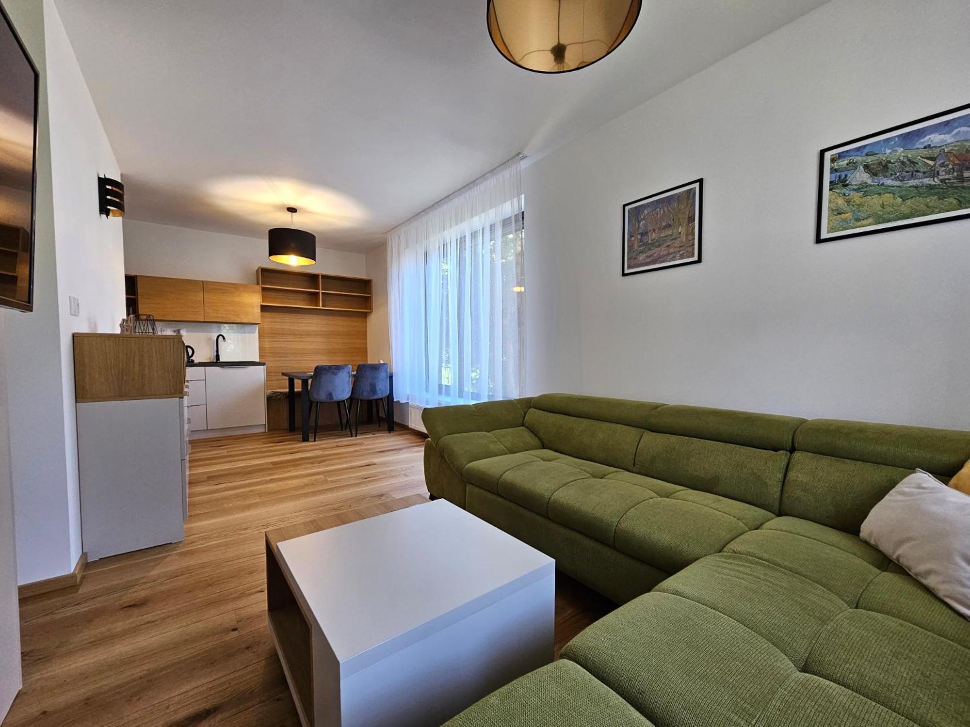 Budinski Apartmany & Wellness Липтовски-Микулаш Экстерьер фото